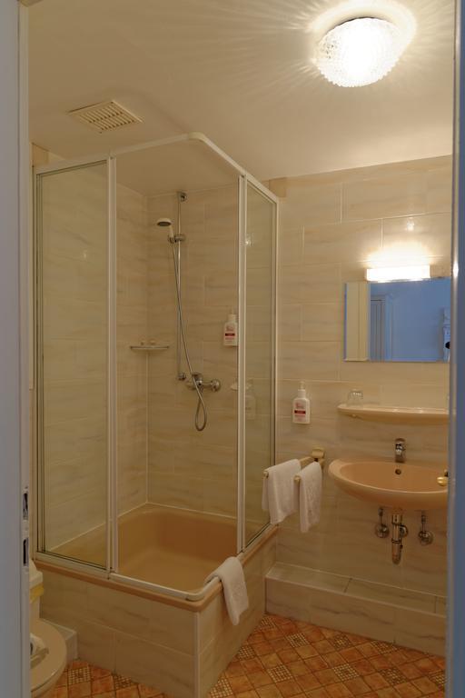 Landhotel Michaelishof 베르겐 외부 사진